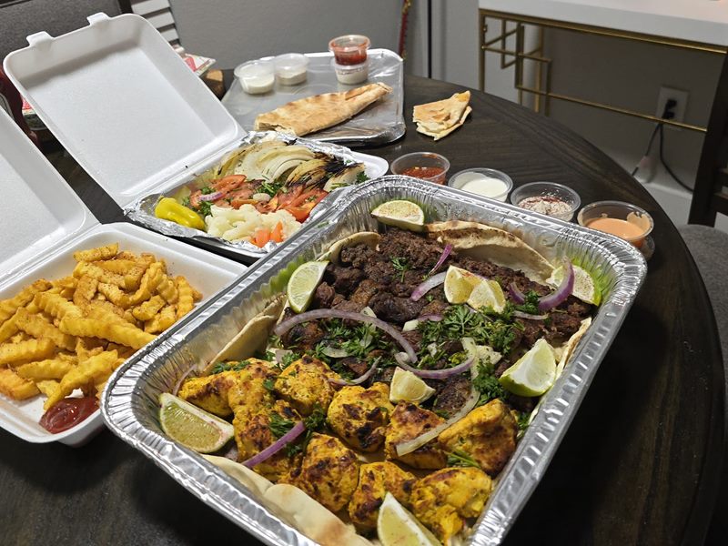 ALMankal Grill (Food Truck) food